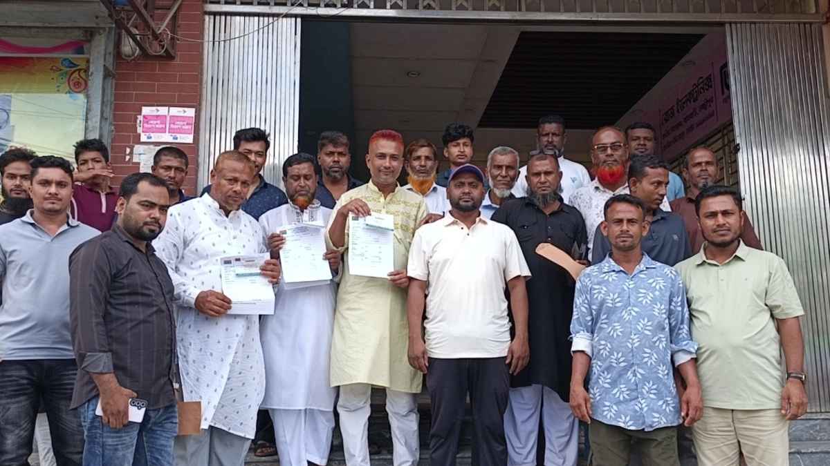 রায়পুরে ইউপি নির্বাচনে বিএনপির দলীয় মনোনয়নপত্র বিক্রি শুরু