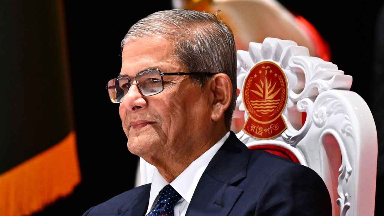 সকালে জাতীয় স্মৃতিসৌধে যাবেন রাষ্ট্রপতি