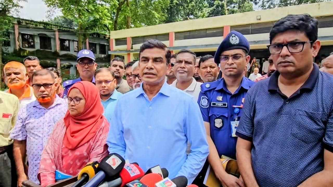 সারের সংকট নেই, সমস্যা সরবরাহ ব্যবস্থায়: পানিসম্পদ প্রতিমন্ত্রী