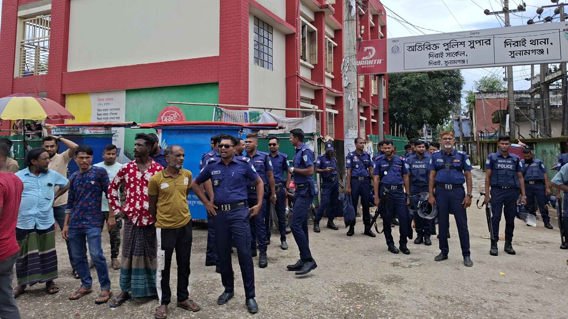 ১৪৪ ধারা উপেক্ষা করে দিরাইয়ে বিএনপির দুই পক্ষের মিছিল-সমাবেশ