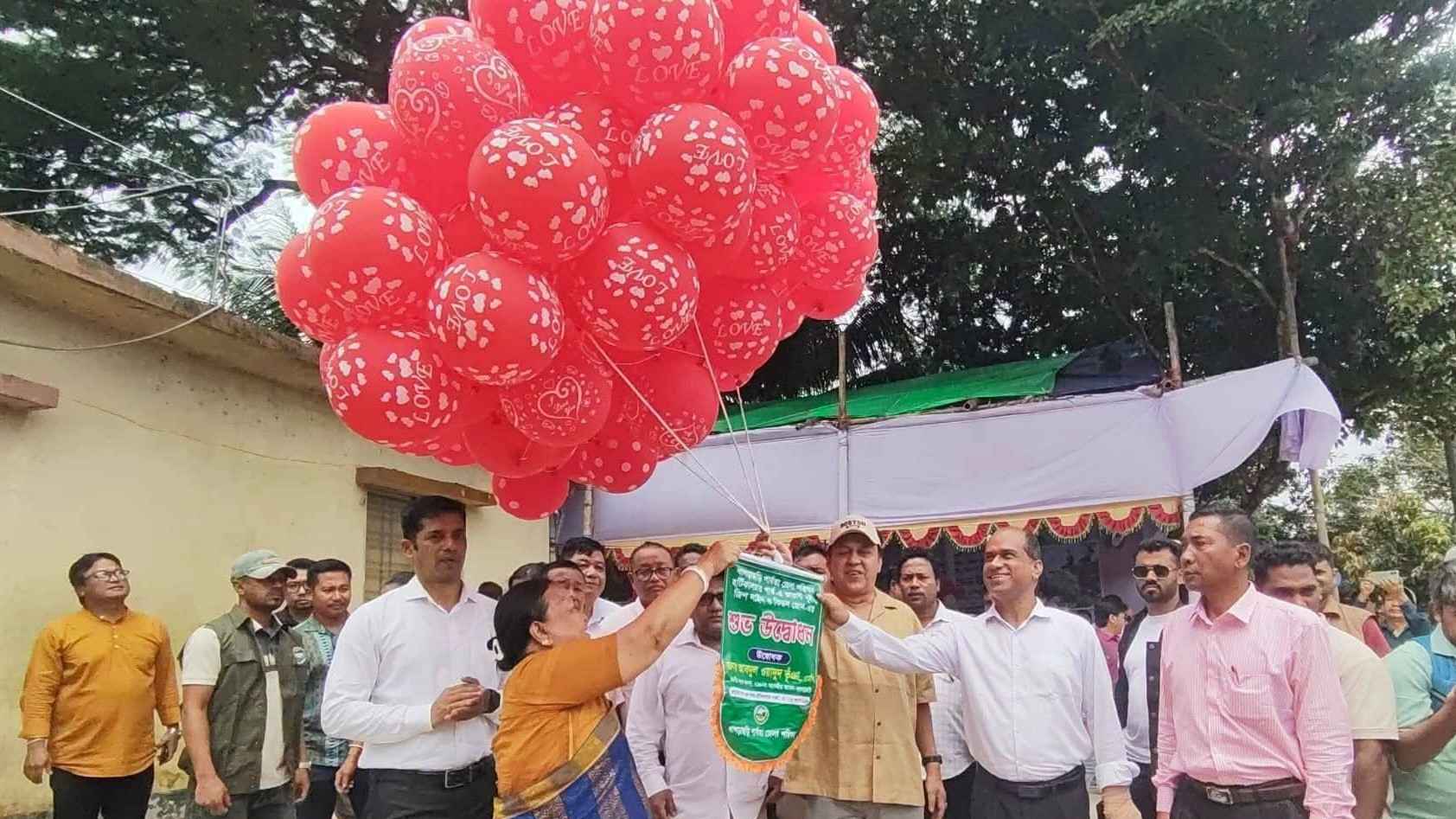 জেলা পরিষদ পার্কে জিপলাইন ও রোমাঞ্চকর জায়ান্ট সুইং চালু
