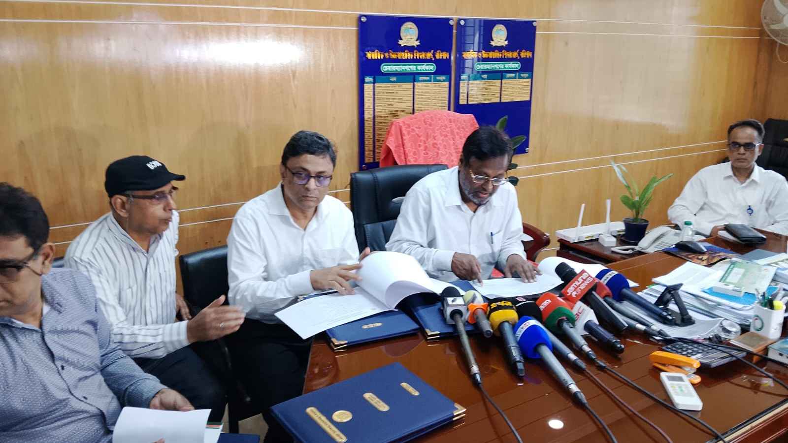 এসএসসি: বরিশাল বোর্ডের ১৫ বিদ্যালয়ে শতভাগ পাস, পাঁচটিতে পাস করেনি কেউ