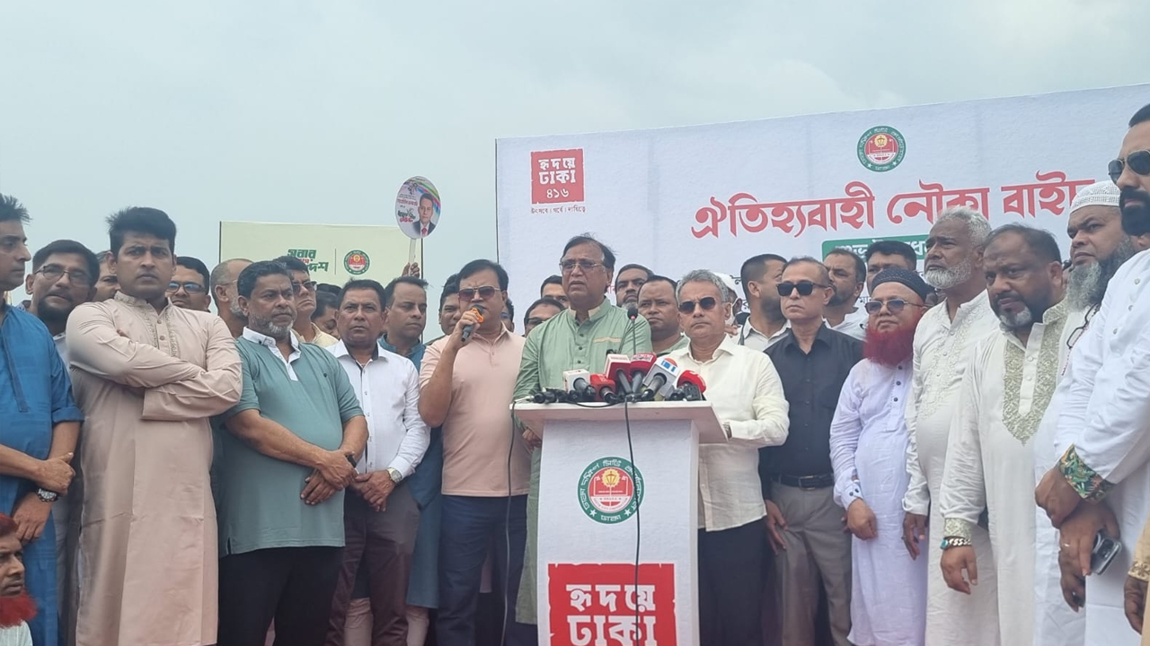 Boating_on_the_Buriganga_DSCC_1