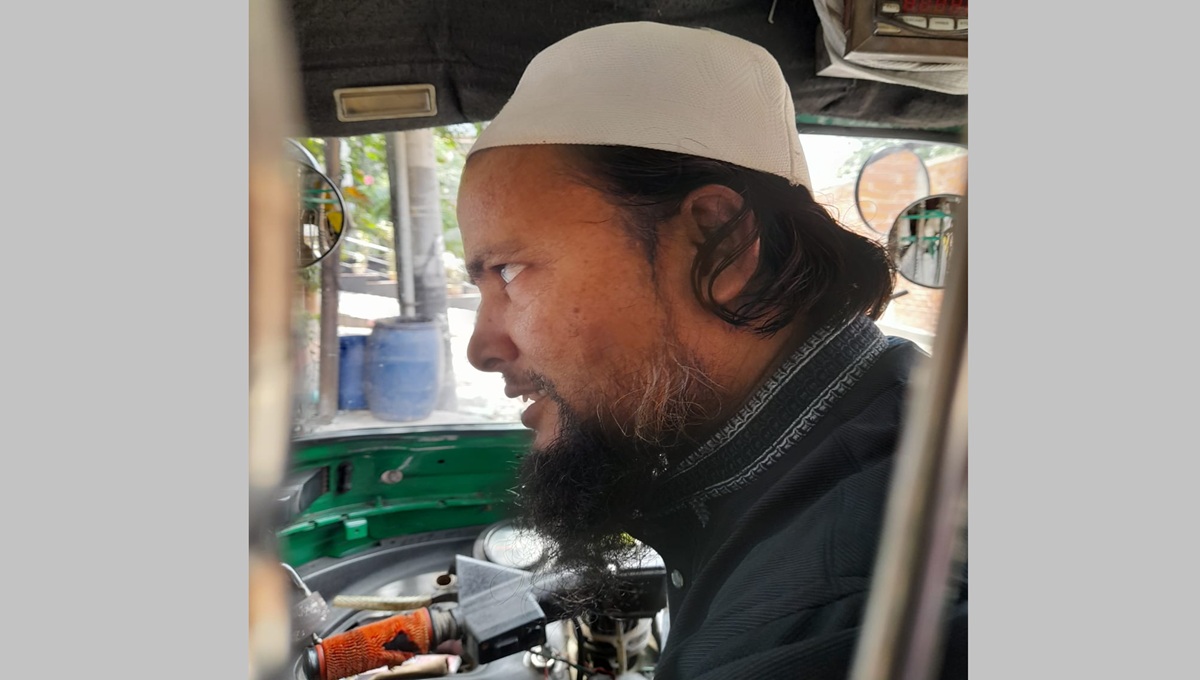 Dhaka_cng