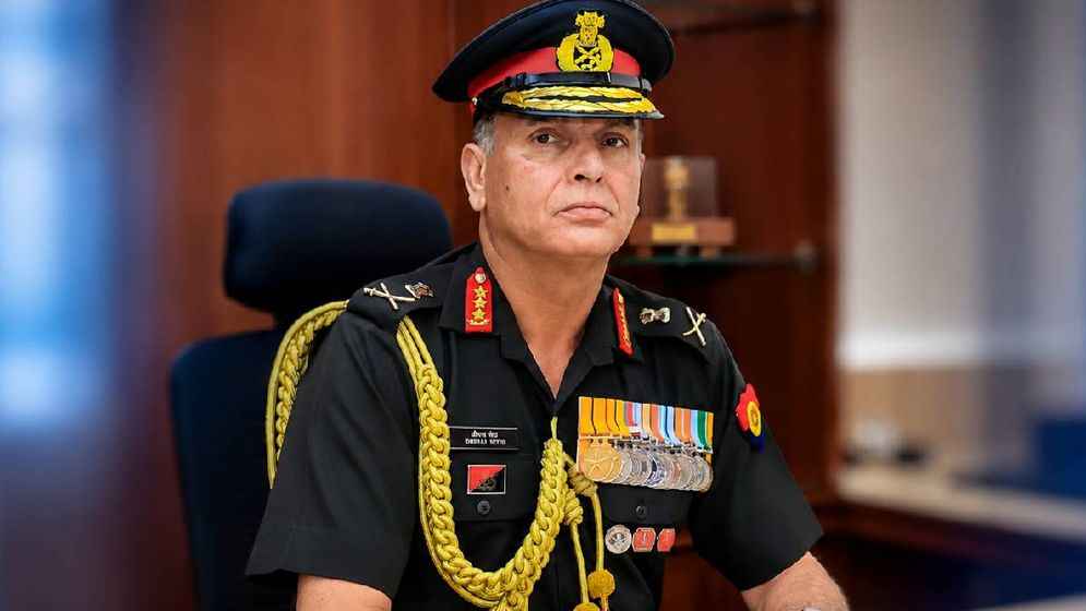 নেপাল সেনাবাহিনীর জেনারেল হলেন ভারতীয় সেনাপ্রধান