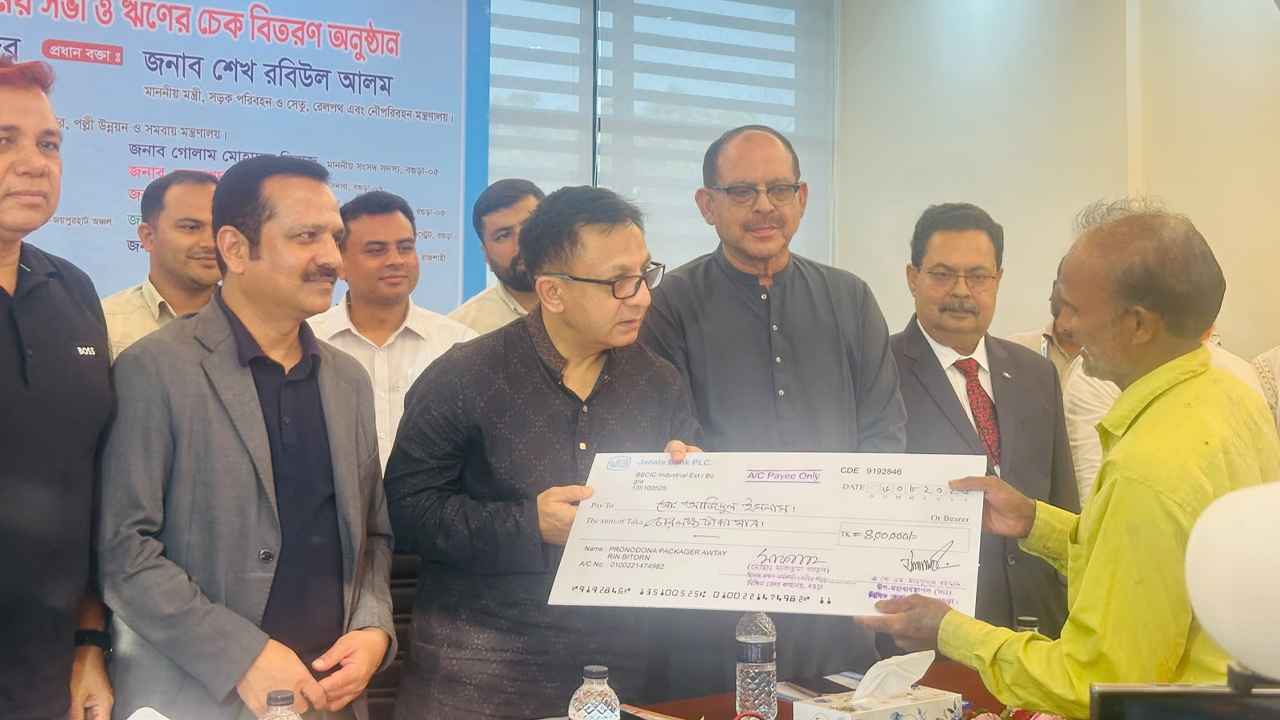 ক্ষুদ্র-মাঝারি শিল্পের অবদান ৬০ শতাংশে নিতে কাজ চলছে: শিল্পমন্ত্রী