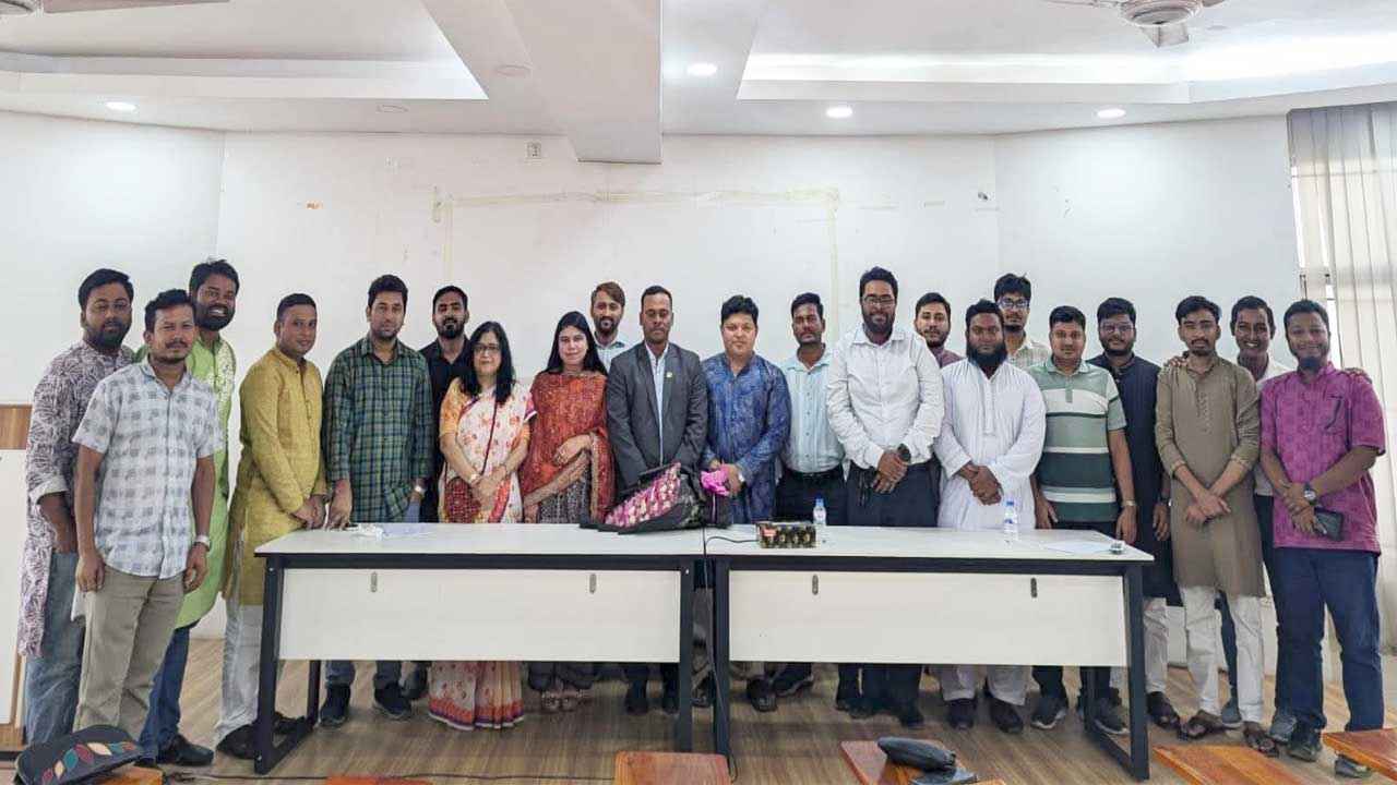 জবির লোক প্রশাসন বিভাগের অ্যালামনাই অ্যাসোসিয়েশন গঠন