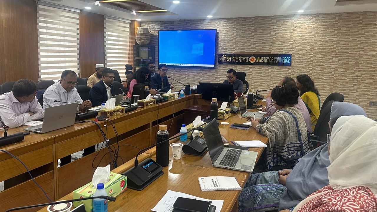 প্রযুক্তি ব্যবহারে ‘স্মার্ট বাণিজ্য’ ব্যবস্থা গড়ে তুলতে হবে: মন্ত্রী