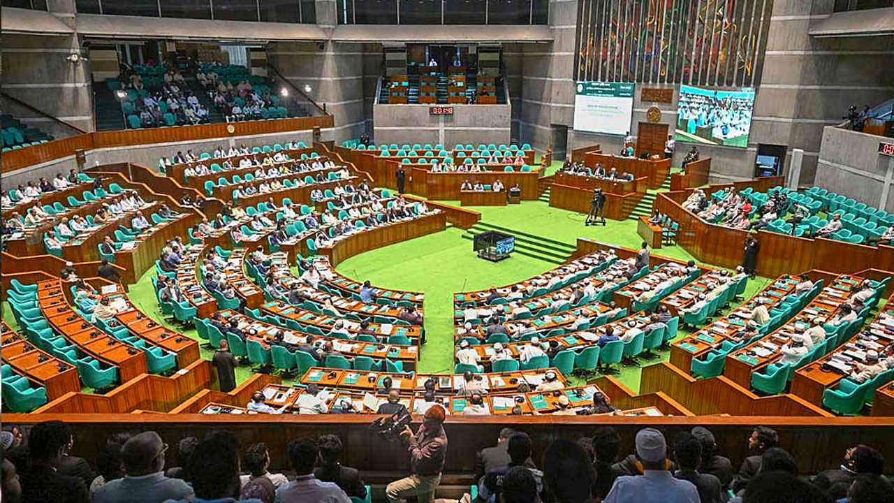 তৃতীয় সংসদ অধিবেশনে ৩ বিল উত্থাপন