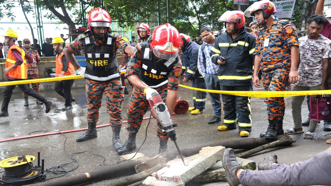 Rescue1