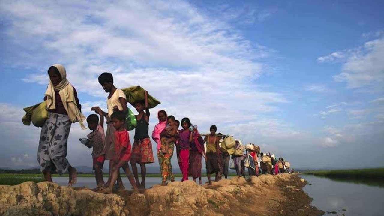 রোহিঙ্গা ইস্যুতে মিয়ানমারের রাষ্ট্রদূতকে তলব, কড়া বার্তা দিল বাংলাদেশ
