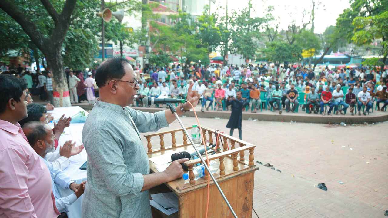 বাংলাদেশকে চাপে রাখতে ভারত সরকার হাসিনা কার্ড খেলছে: সাইফুল হক