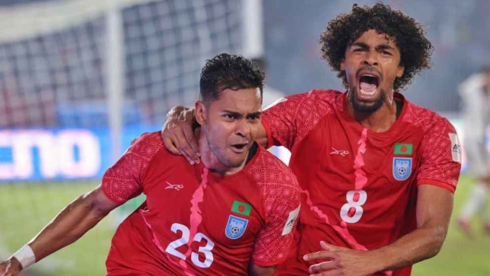 পেলে-বেকেনবাওয়ারের সাবেক ক্লাবে এবার বাংলাদেশের শমিত