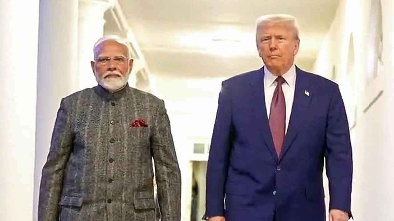 ভারতের ওপর ১০০ শতাংশ শুল্ক আরোপ করছেন ট্রাম্প!