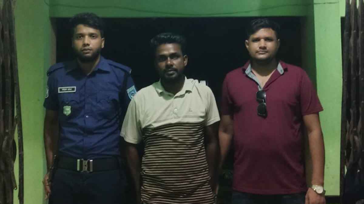 পঞ্চগড়ে ৫০ পিস ইয়াবাসহ মাদক কারবারি গ্রেফতার