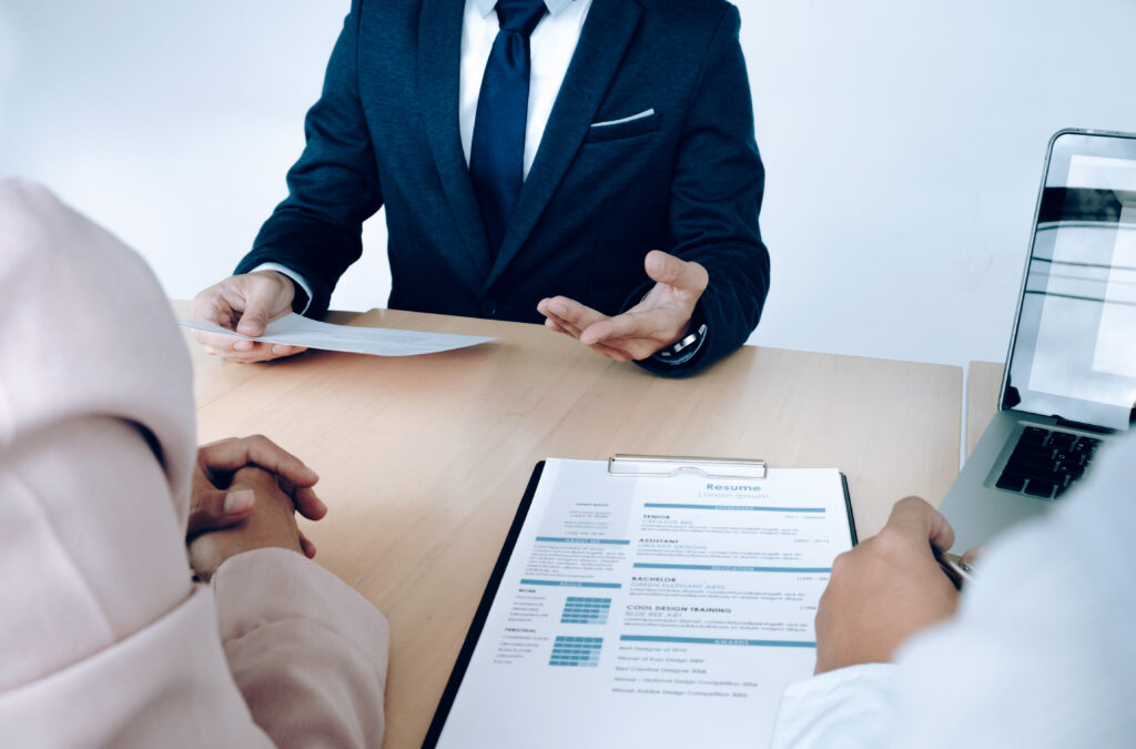 business-situation-job-interview-concept-job-seeker-present-resume-managers-1024x675 business-situation-job-interview-concept-job-seeker-present-resume-managers-1024x675