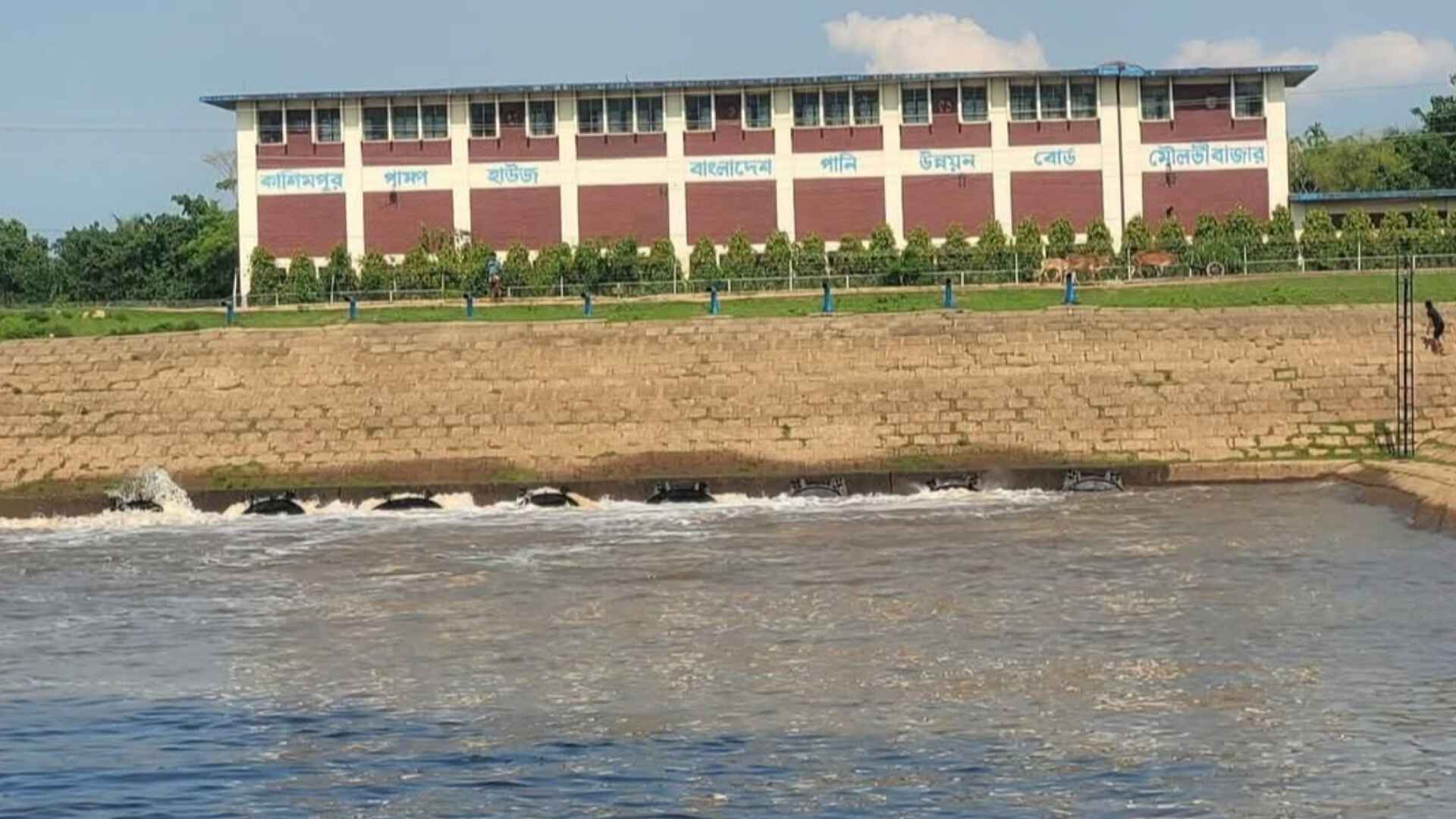 কাশিমপুর পাম্প হাউস: কৃষকের ভরসা এখন সংকটের কারণ