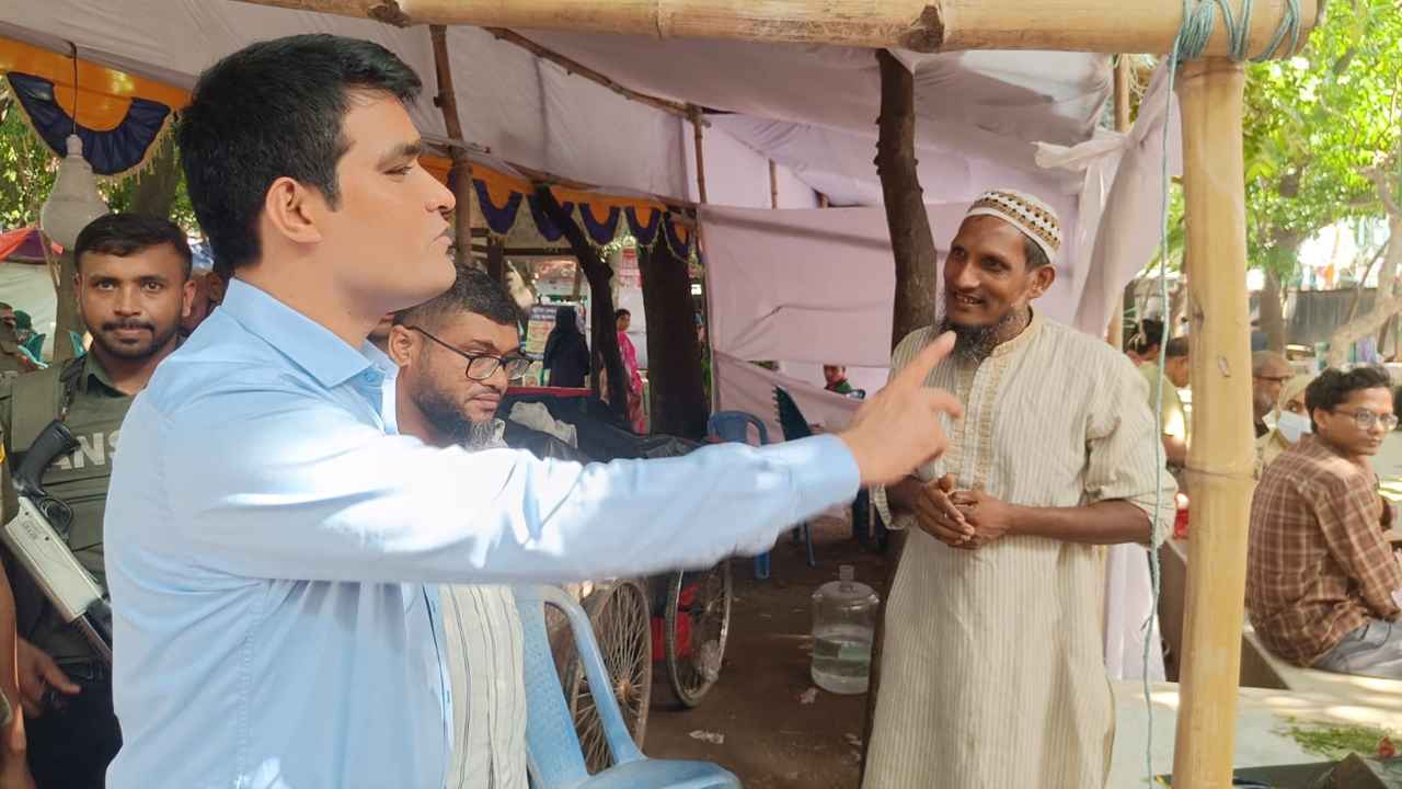বাহাদুর শাহ পার্কে বাণিজ্যিক মেলা, সরিয়ে নিতে ডিএসসিসির আল্টিমেটাম