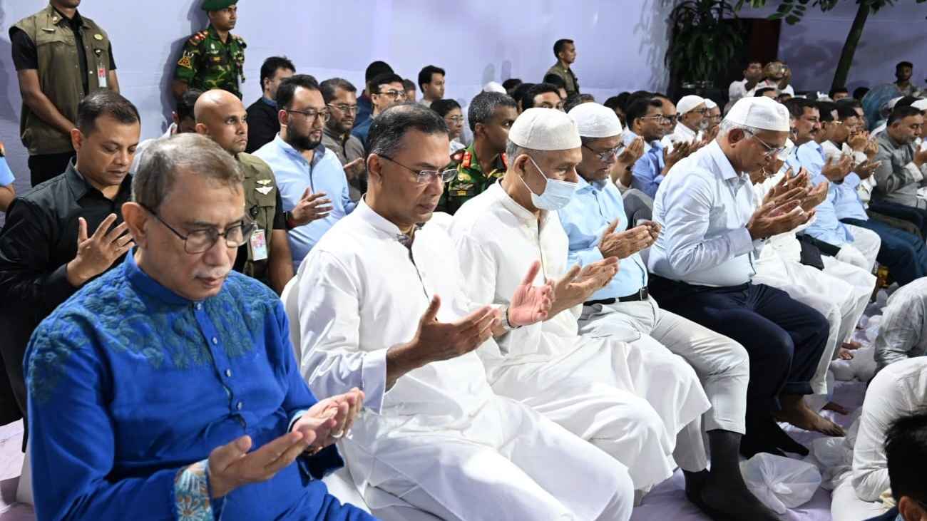 মাহবুব আলী খানের দোয়া মাহফিলে প্রধানমন্ত্রী