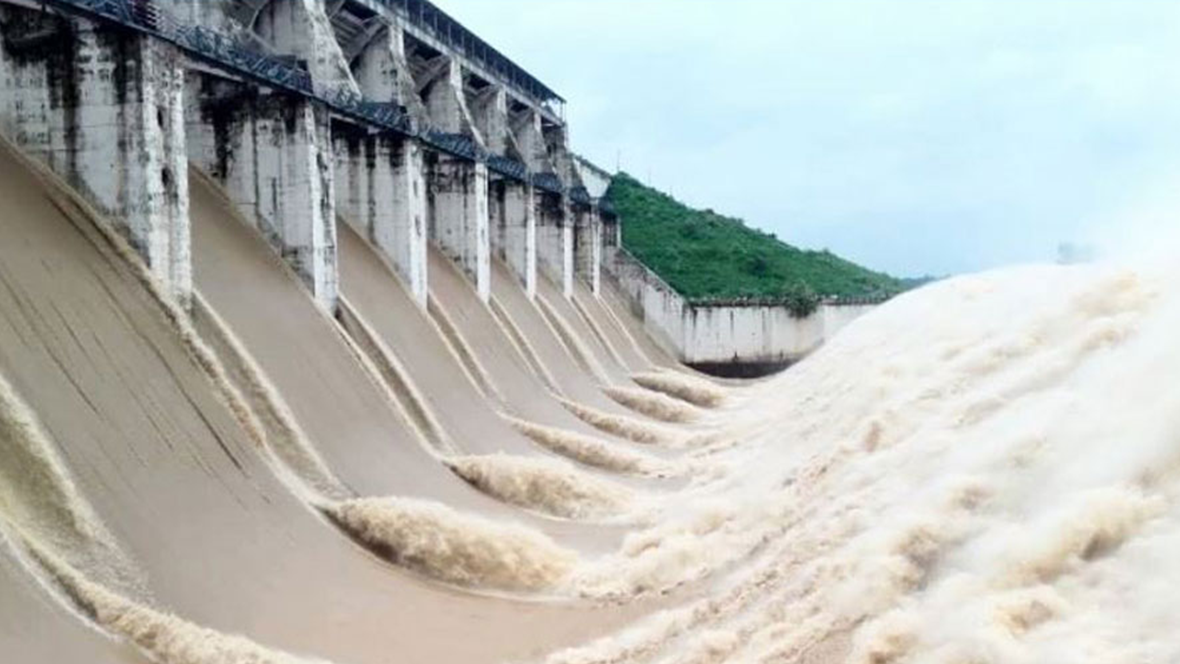 ফারাক্কা বাঁধের সব গেট খোলার অনুরোধ বিহারের, পদ্মায় পানি বাড়ার আশঙ্কা
