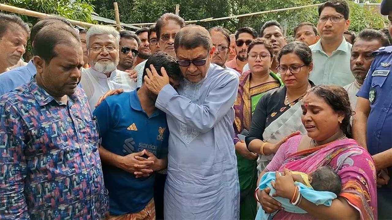 পেটে গজ রেখে সেলাইয়ের ৫৩ দিন পর মৃত্যু, পরিবারের পাশে স্বাস্থ্যমন্ত্রী