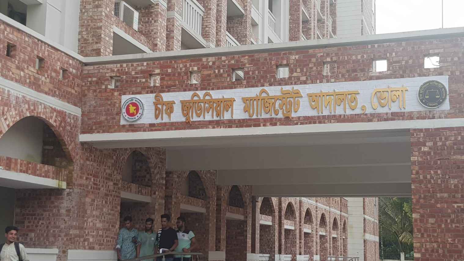 ভোলায় স্বামীকে হত্যার দায়ে স্ত্রীর মৃত্যুদণ্ড