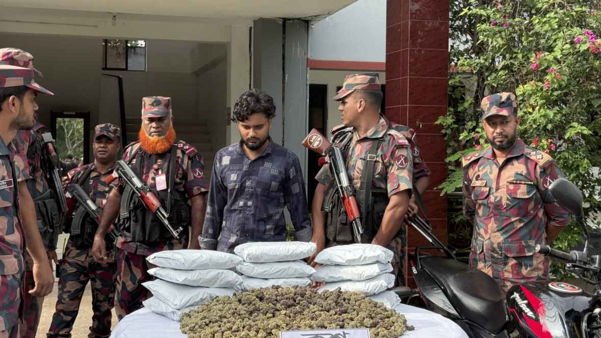 সাতক্ষীরায় ৬ কোটি টাকা মূল্যের মাদক ‘কুশ’ জব্দ, আটক ১