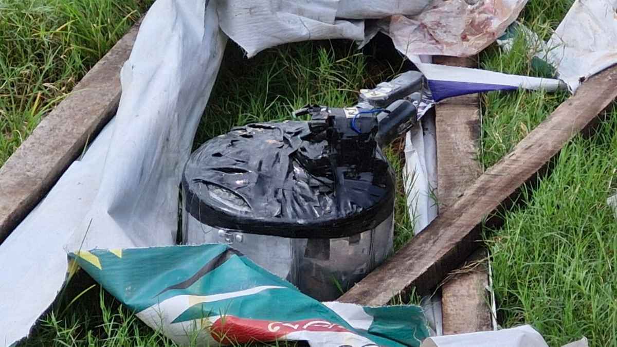 সাভারে ফের প্রেশার কুকার বোমাসদৃশ বস্তু, ঘিরে রেখেছে পুলিশ