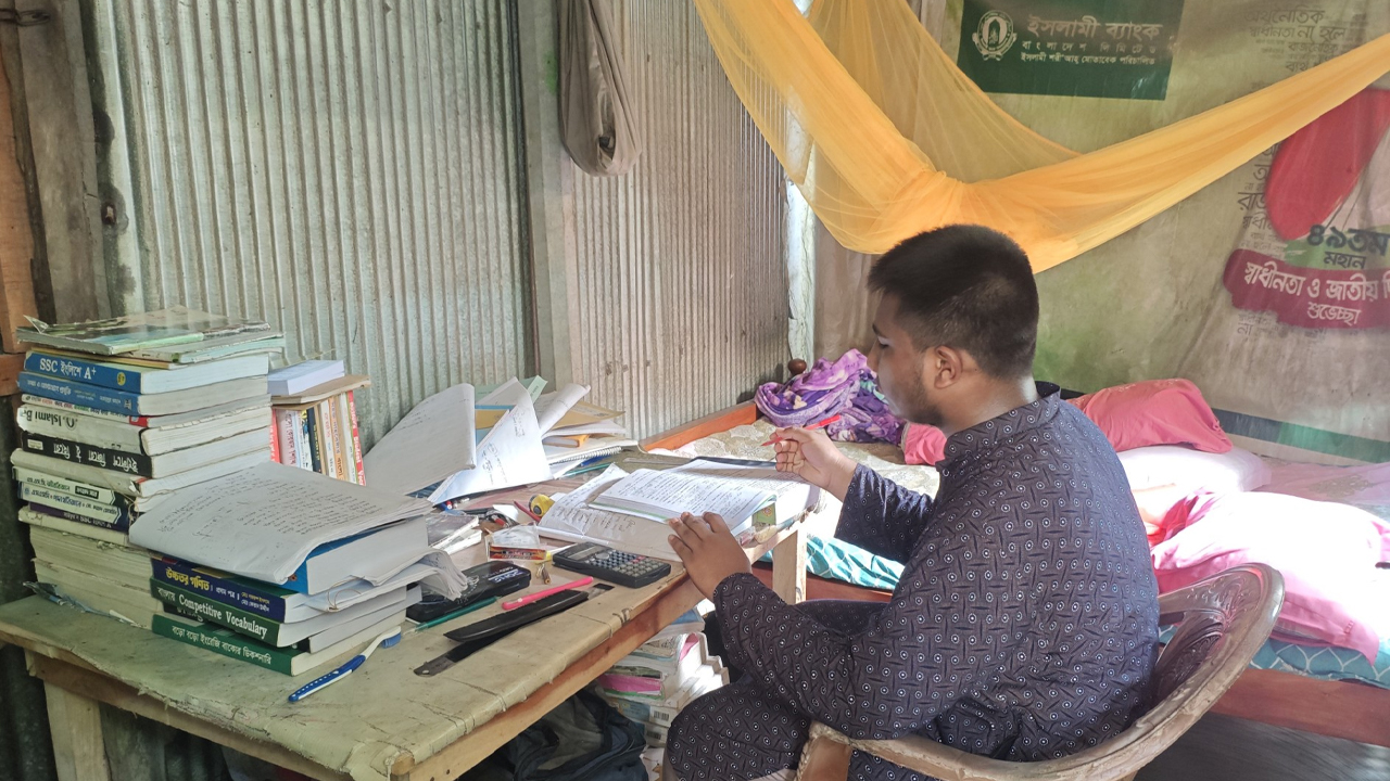 talented_student_Abu_Sayeed_Khuduri
