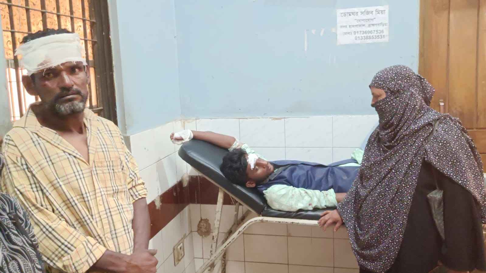ব্রাহ্মণবাড়িয়ায় বাসচাপায় প্রাইভেটকারের চালকসহ নিহত ২