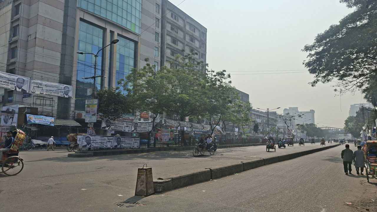 ফাঁকা ঢাকা, ভোট উৎসবের জন্য প্রস্তুত নগরবাসী