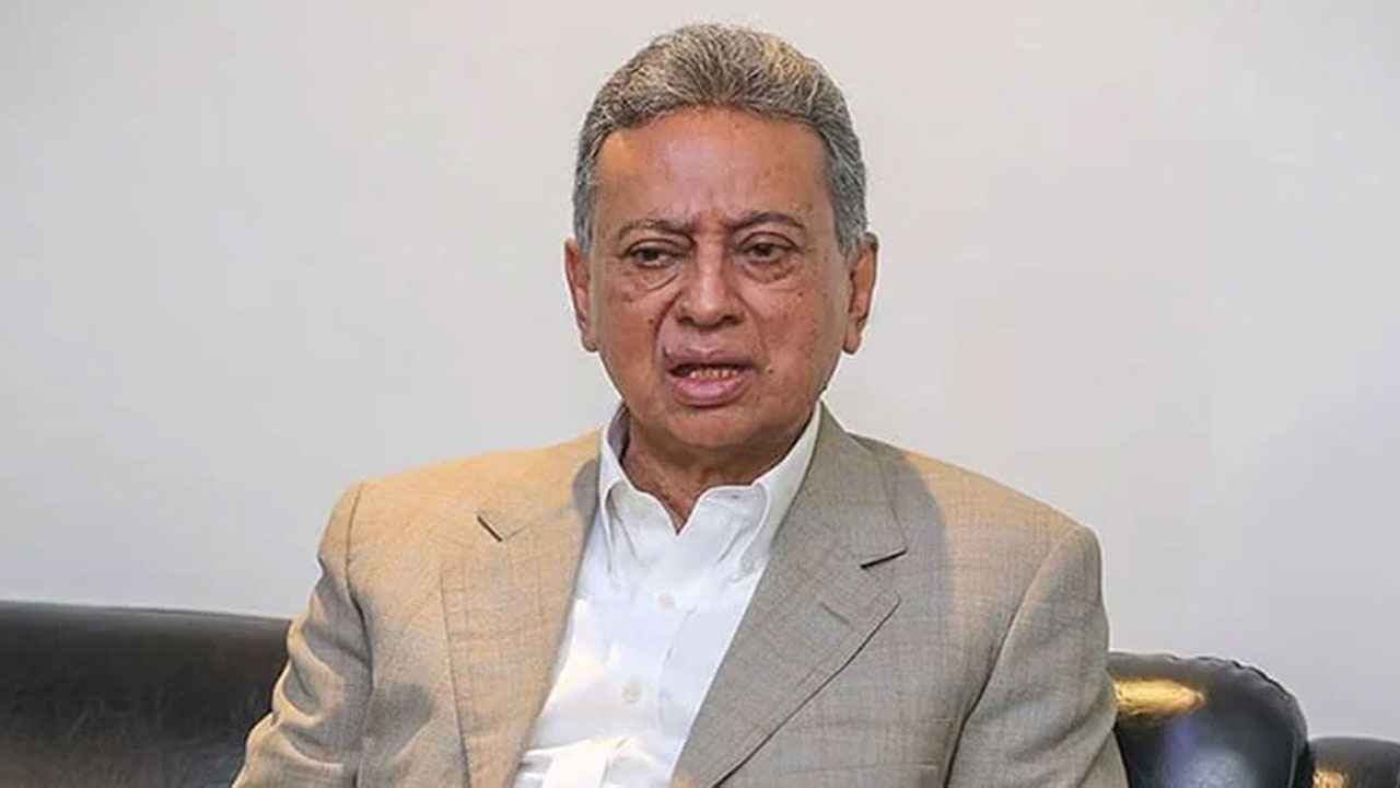 মুক্তিযুদ্ধের জায়গায় মুক্তিযুদ্ধ, চব্বিশের জায়গায় চব্বিশ: আমীর খসরু