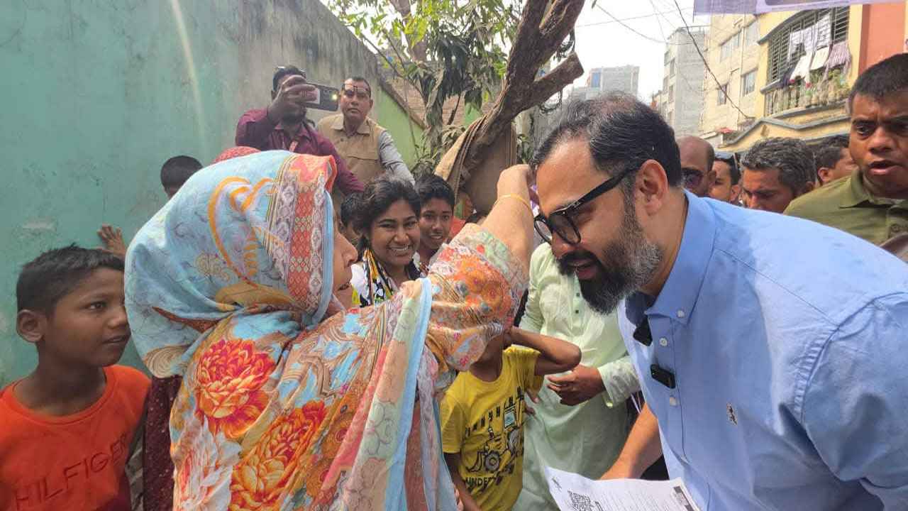 শবে বরাতের রাতে ঘরে ঘরে পোলাও চাল-মুরগি দিয়েছে জামায়াত: আমিনুল হক