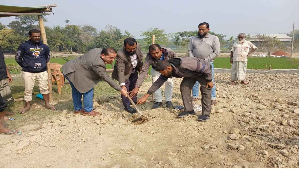 নেত্রকোনায় শহীদ জুলাই যোদ্ধার জন্য ঘর নির্মাণ করছে সরকার