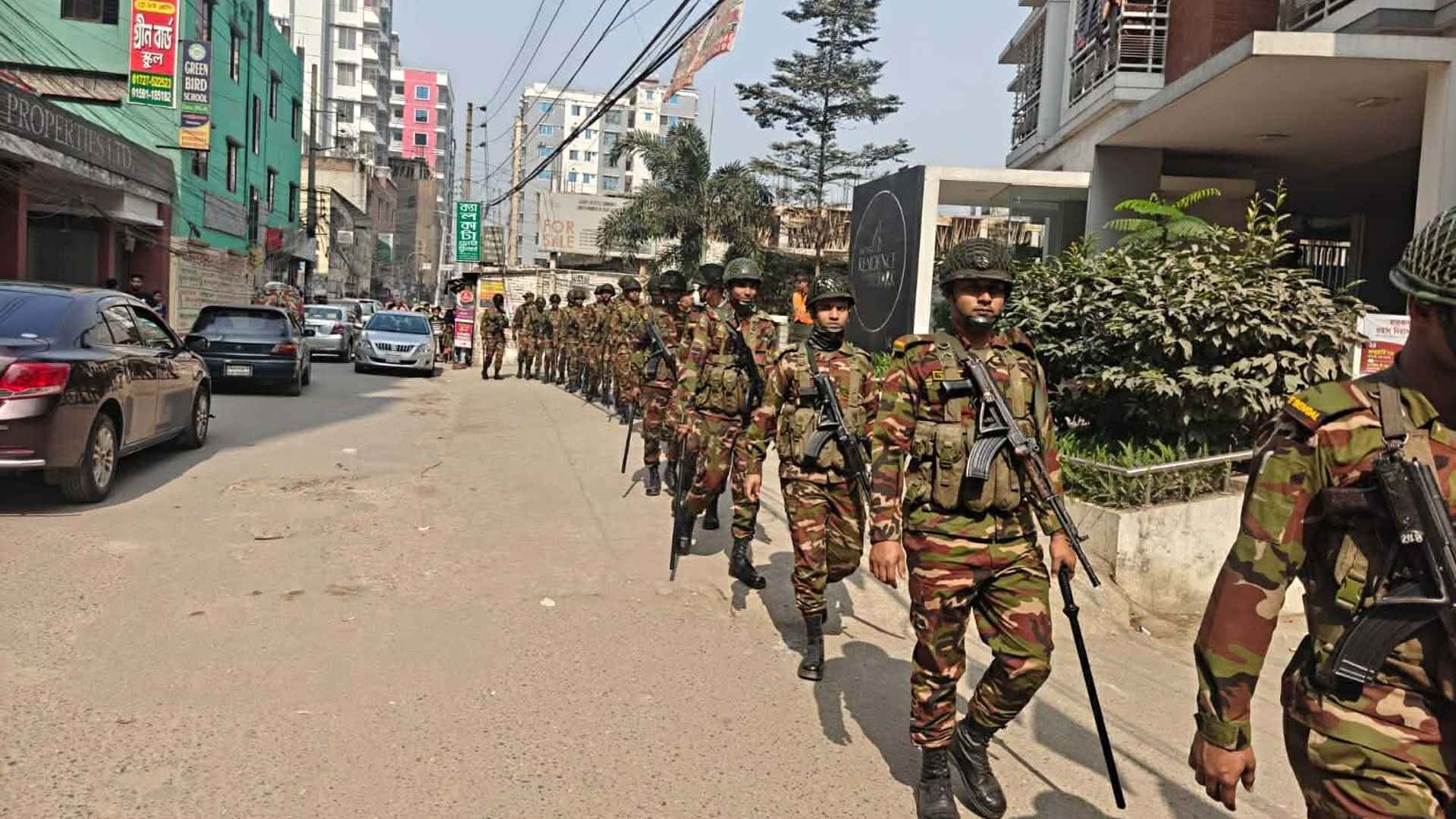 তফসিলের পর যৌথবাহিনীর অভিযানে ১৭৯ অস্ত্র উদ্ধার, গ্রেফতার ১৭৭৪