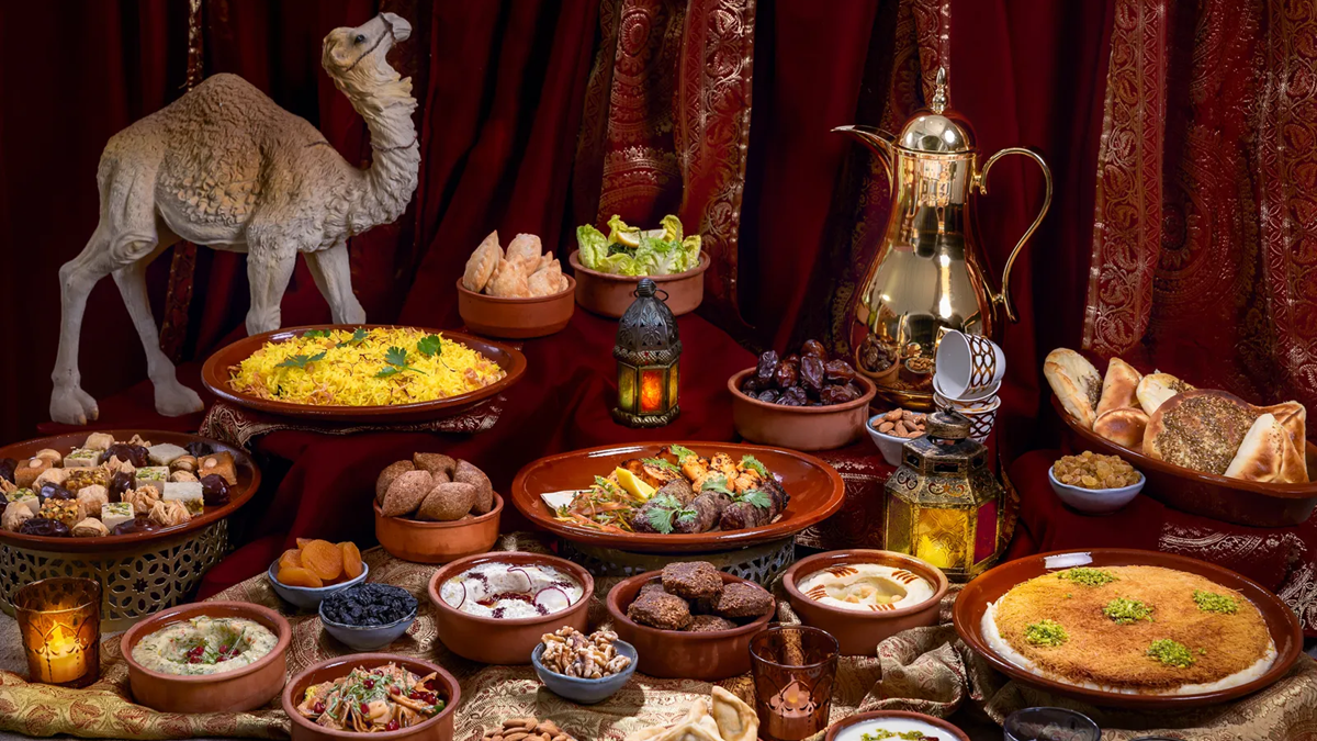 দেশে দেশে ইফতারে বাহারি আয়োজন