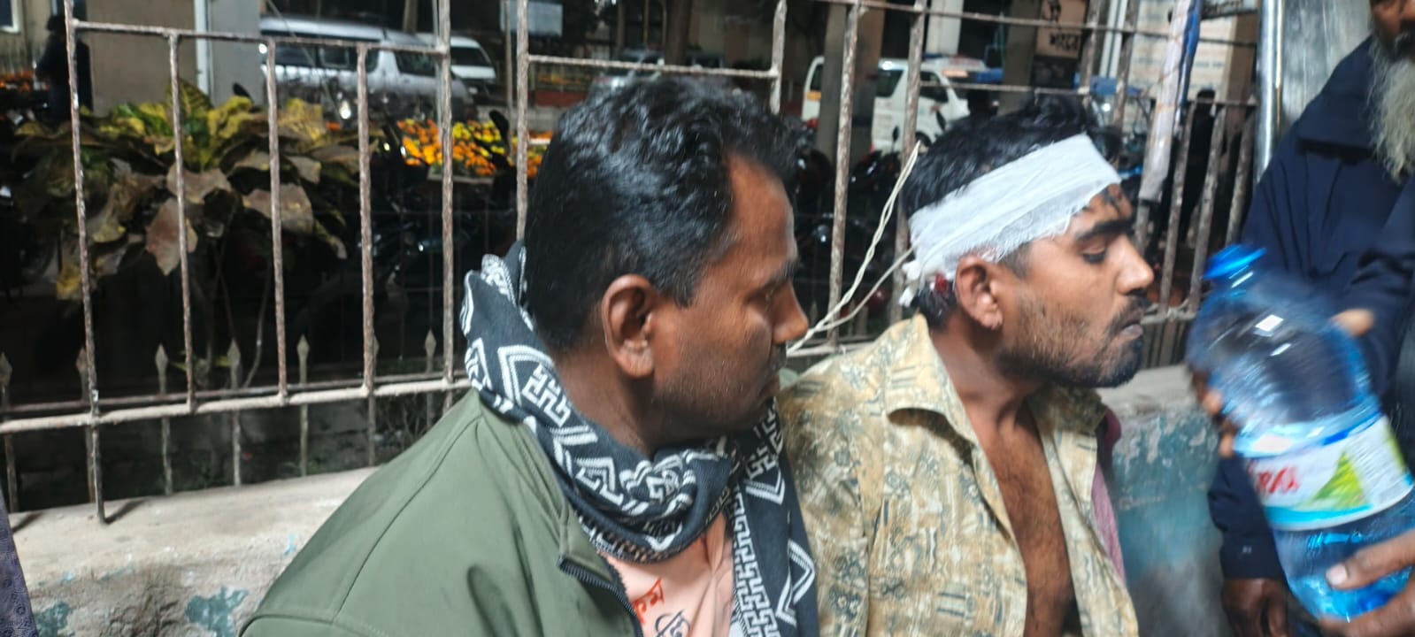 40bc025b-8be5-49b0-bff3-a94d102653b1