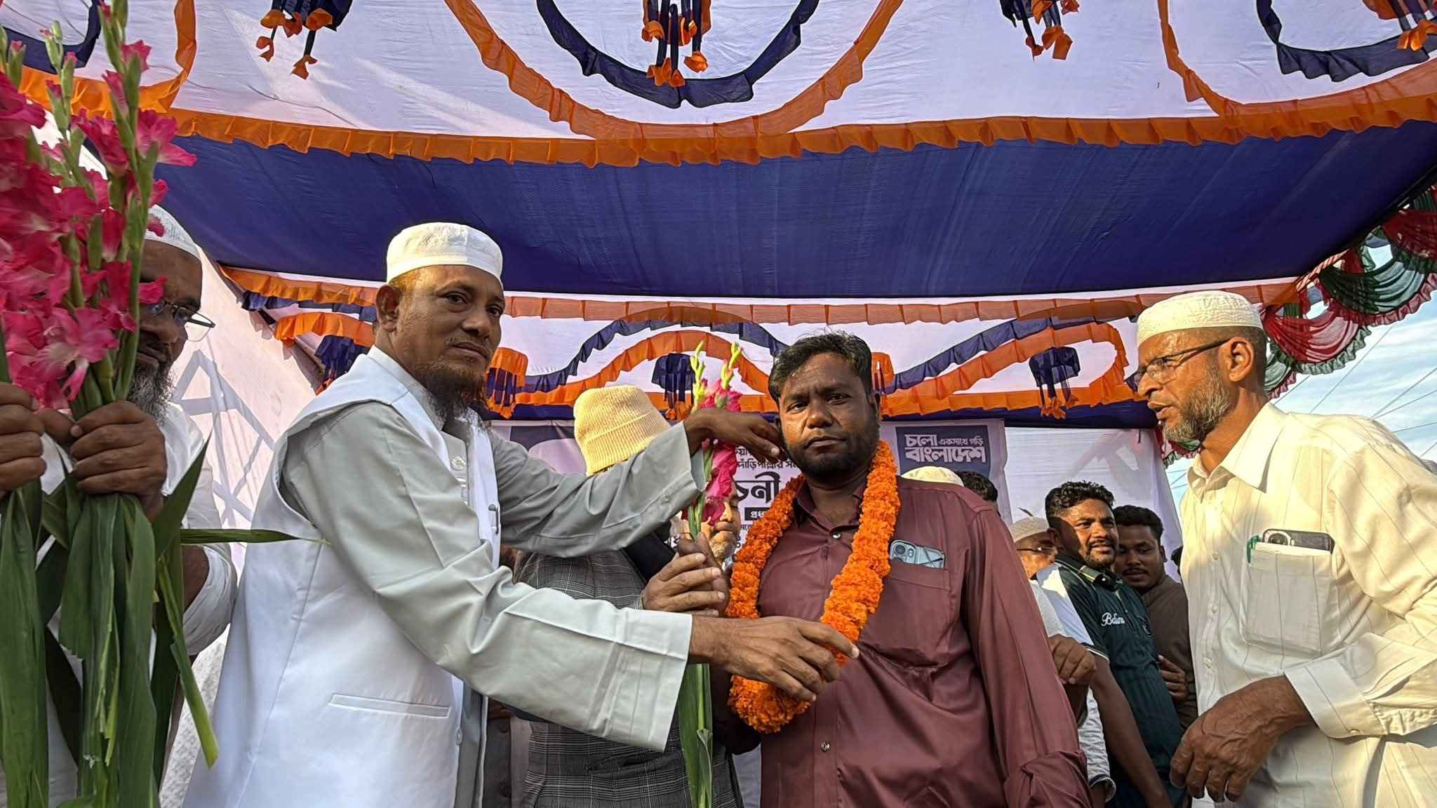 কক্সবাজারে জামায়াতে যোগ দিলেন বিএনপির ৫ শতাধিক নেতাকর্মী