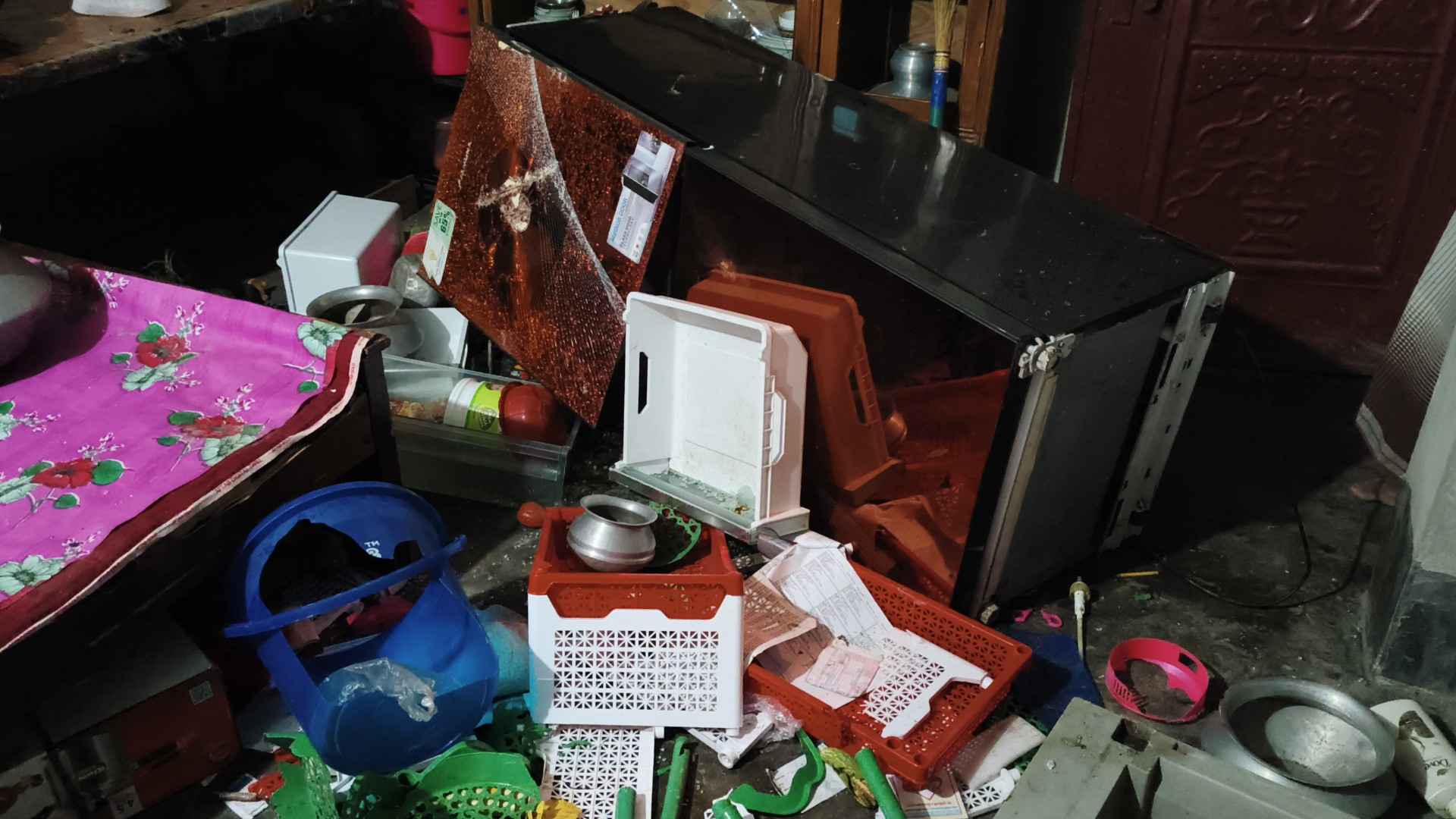 শৈলকুপায় আধিপত্য বিস্তার নিয়ে সংঘর্ষে আহত ৪, বাড়িঘর ভাঙচুর