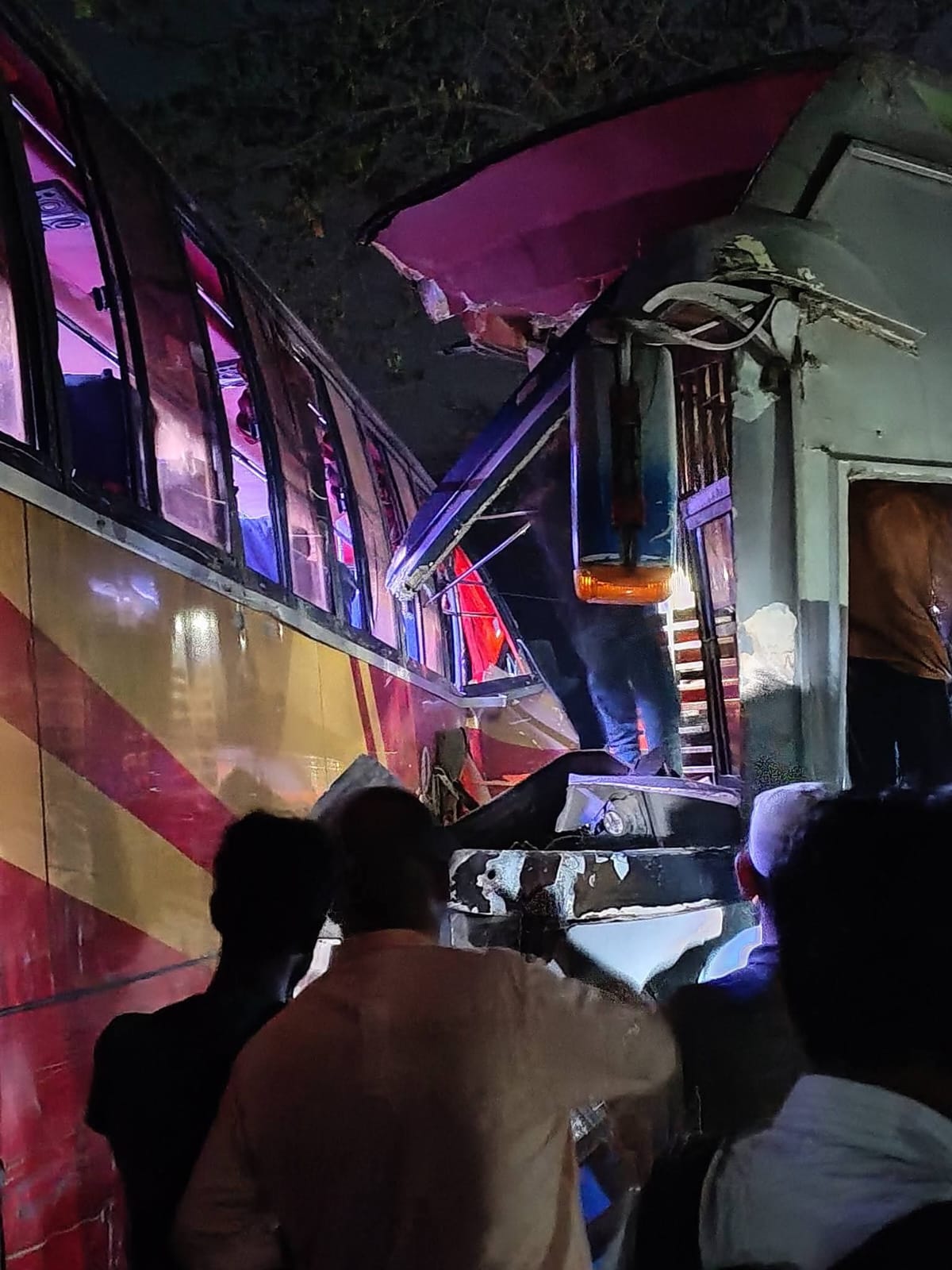 815996a2-ef8b-41b1-84b6-95992963eb86