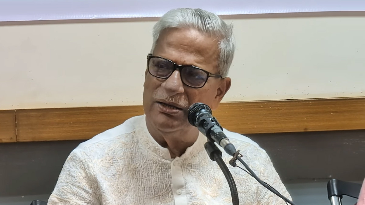 জয়নুল আবদিন ফারুকের স্ত্রী লাইফ সাপোর্টে