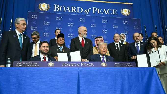 গাজায় ফুটবল অবকাঠামো পুনর্গঠনে ৭৫ মিলিয়ন ডলারের তহবিল ফিফার