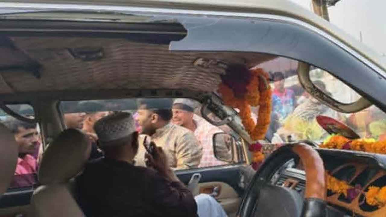 এমপির গাড়িবহরের চাপায় শিশুর মৃত্যু