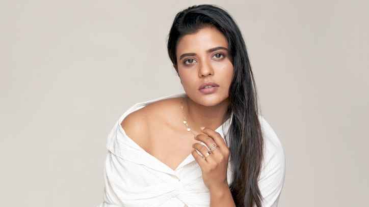 বাবা ছিলেন মদ্যপ, শৈশবে যৌন হেনস্তার শিকার অভিনেত্রী 