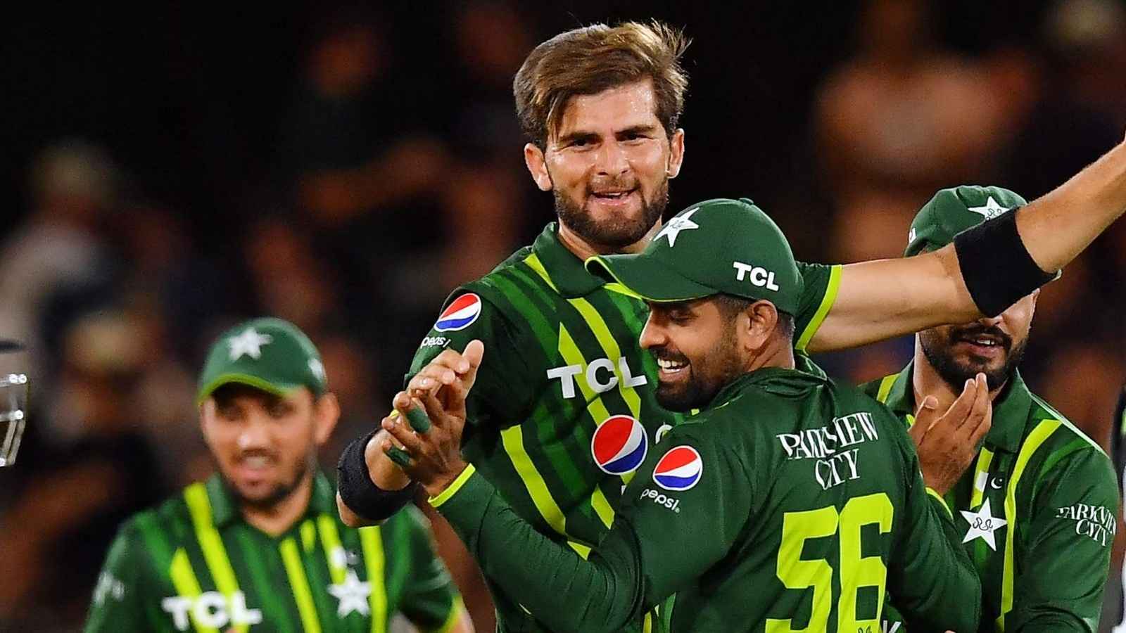 পাকিস্তান হারায় শাহিনও বাবর আজমকেই দুষছেন