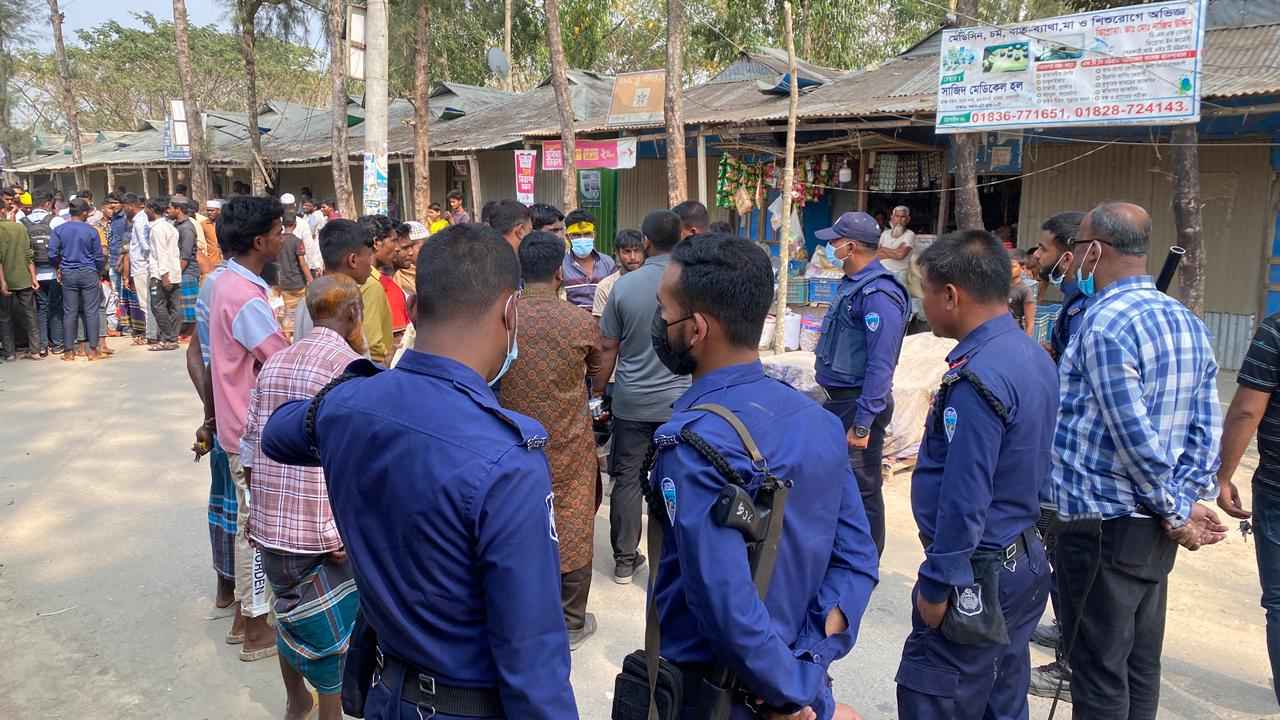 হাতিয়ায় বিএনপি–এনসিপি সংঘর্ষে পুলিশসহ আহত ৪০