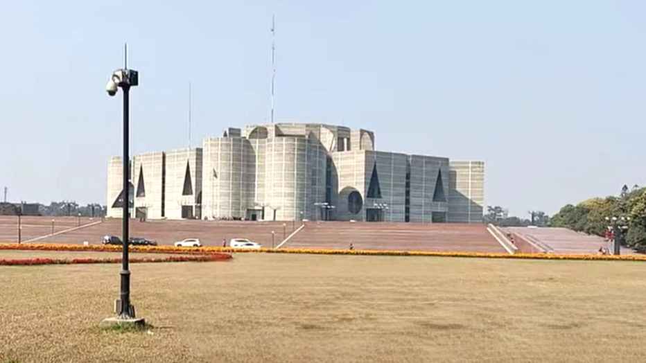 শপথ ঘিরে ঝকঝকে সংসদ ভবন