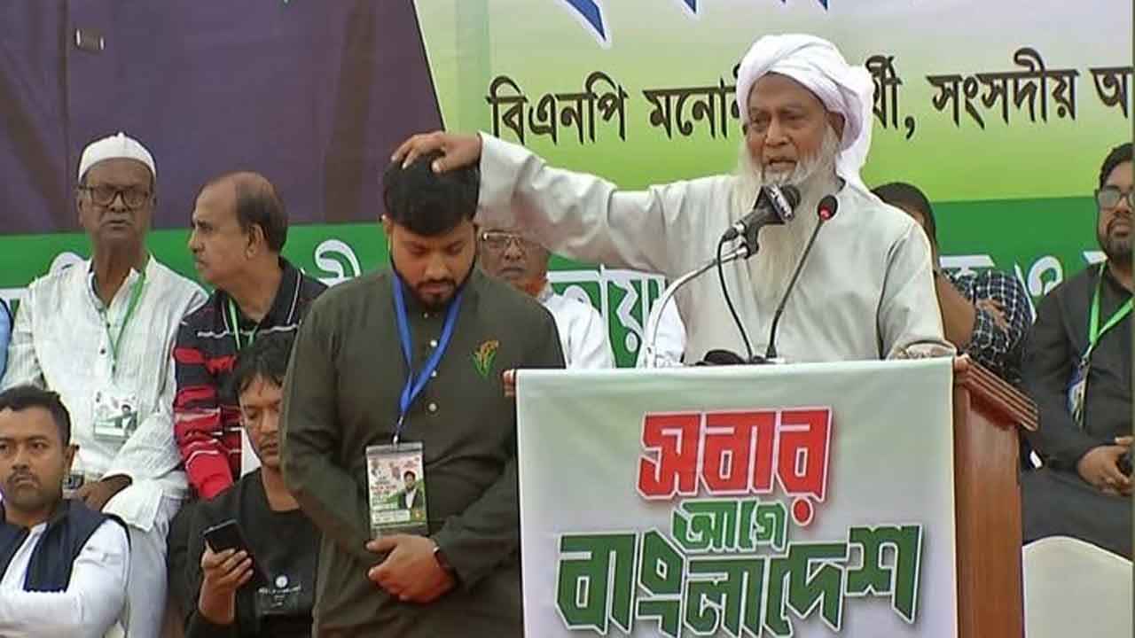 ইশরাককে মধুপুর পীরের দোয়া, বললেন এই ছেলেকে দিয়া কাজ হবে