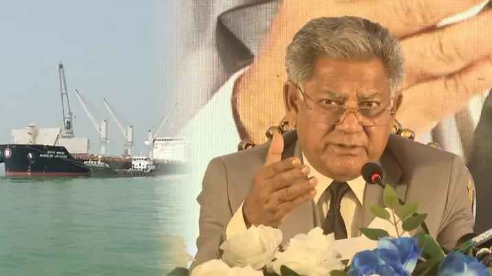 লাইটার জাহাজ তিন দিনের মধ্যে খালাস না করলে ব্যবস্থা: নৌ উপদেষ্টা