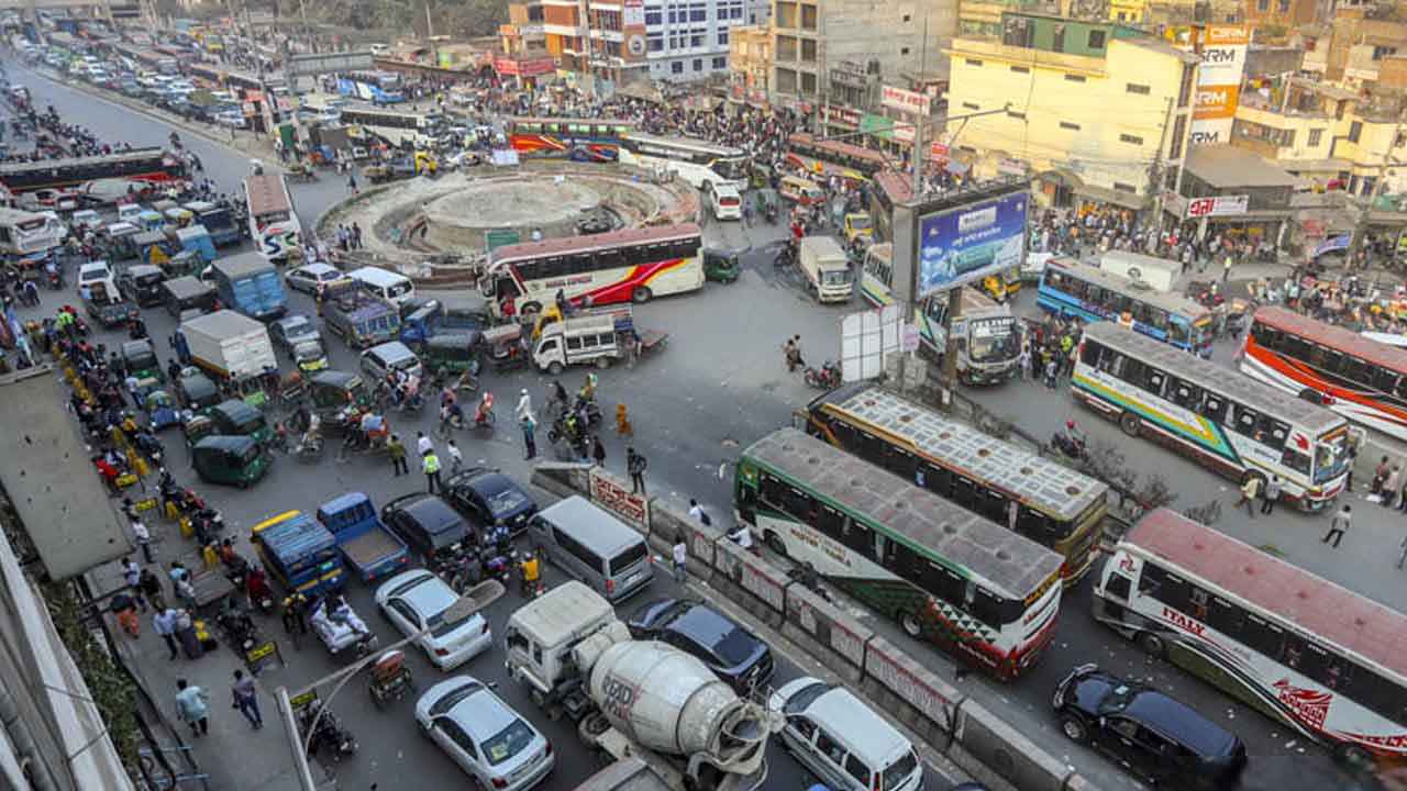 নির্বাচনের ৩ দিন যান চলাচলে বিধিনিষেধ, ভোট দিতে যাবেন কীভাবে
